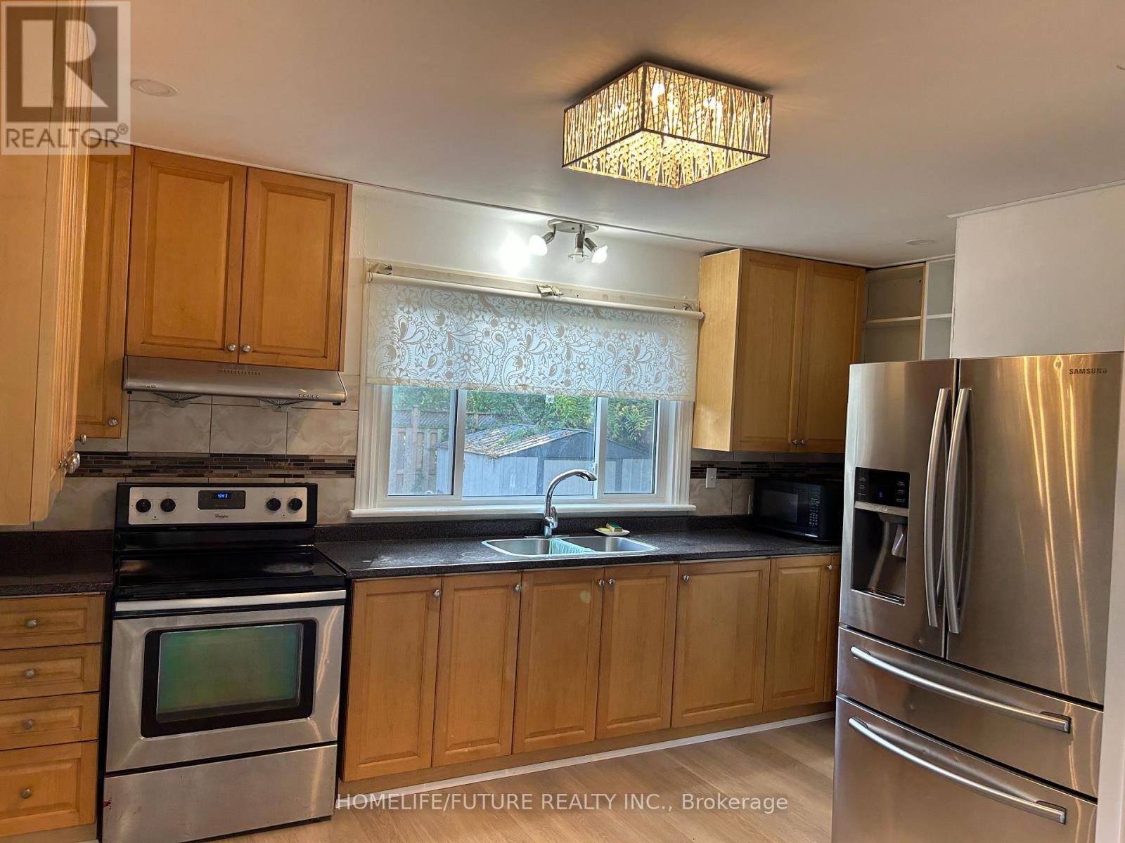 Main - 2148 Coronation Boulevard, Cambridge, Ontario  N3H 3S7 - Photo 10 - X12445415