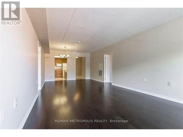 305 - 405 Erb Street W, Waterloo, Ontario  N2L 1W7 - Photo 15 - X12445423