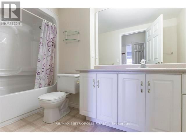 305 - 405 Erb Street W, Waterloo, Ontario  N2L 1W7 - Photo 22 - X12445423