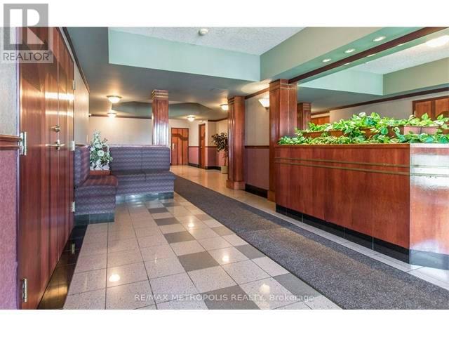 305 - 405 Erb Street W, Waterloo, Ontario  N2L 1W7 - Photo 8 - X12445423