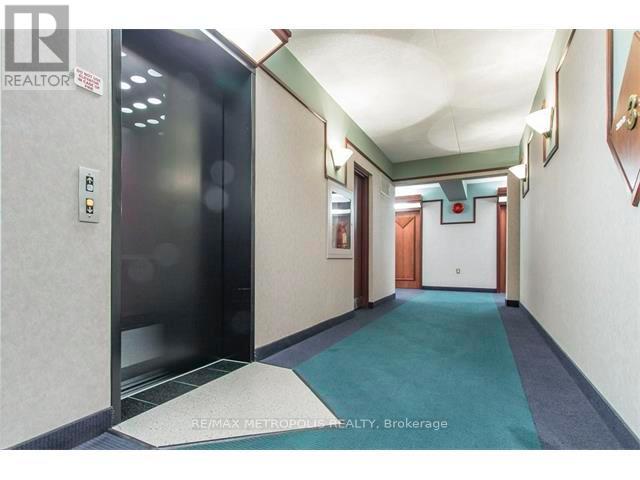 305 - 405 Erb Street W, Waterloo, Ontario  N2L 1W7 - Photo 9 - X12445423