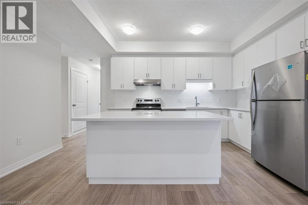 125 Reverie Way, Kitchener, Ontario  N2E 0K5 - Photo 2 - 40776460