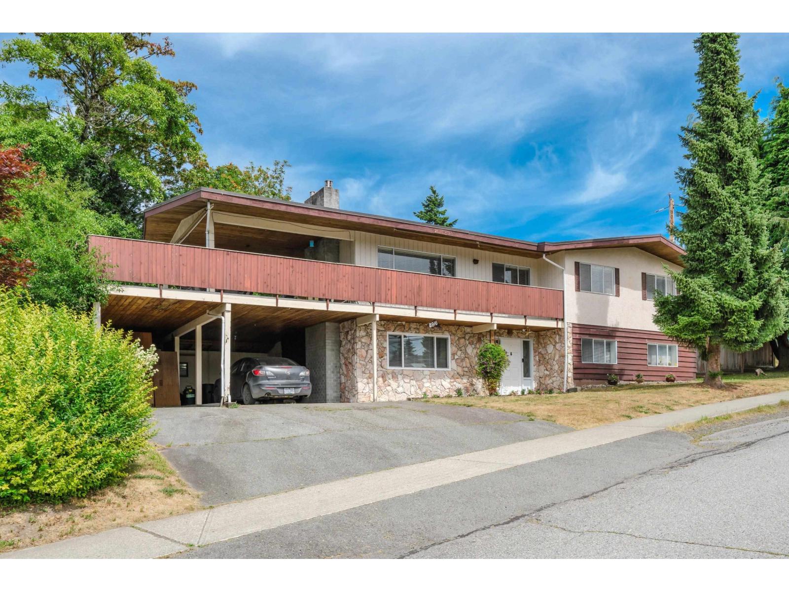 8916 Russell Drive, Delta, British Columbia  V4C 4P9 - Photo 2 - R3025321
