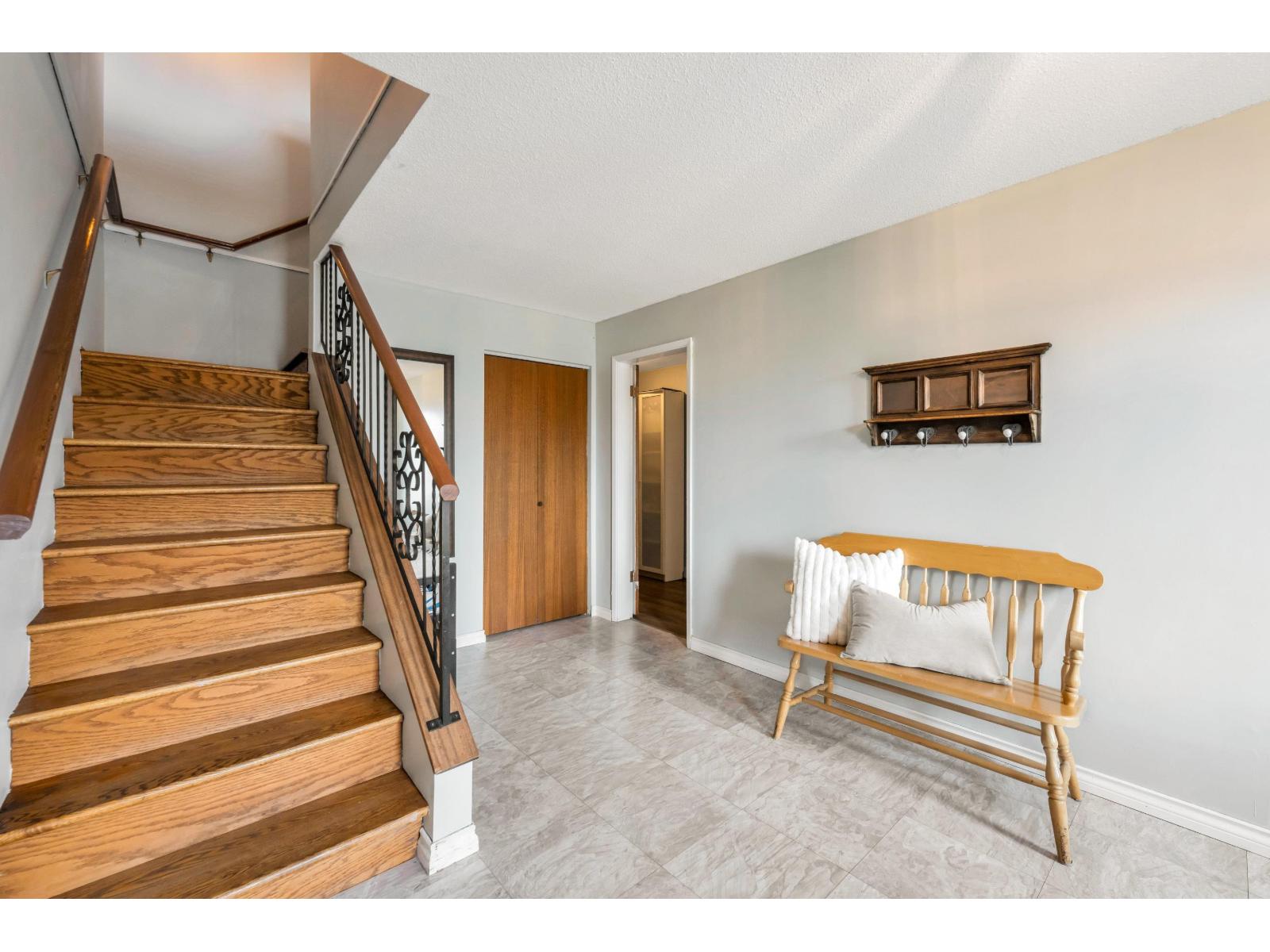 8916 Russell Drive, Delta, British Columbia  V4C 4P9 - Photo 4 - R3025321