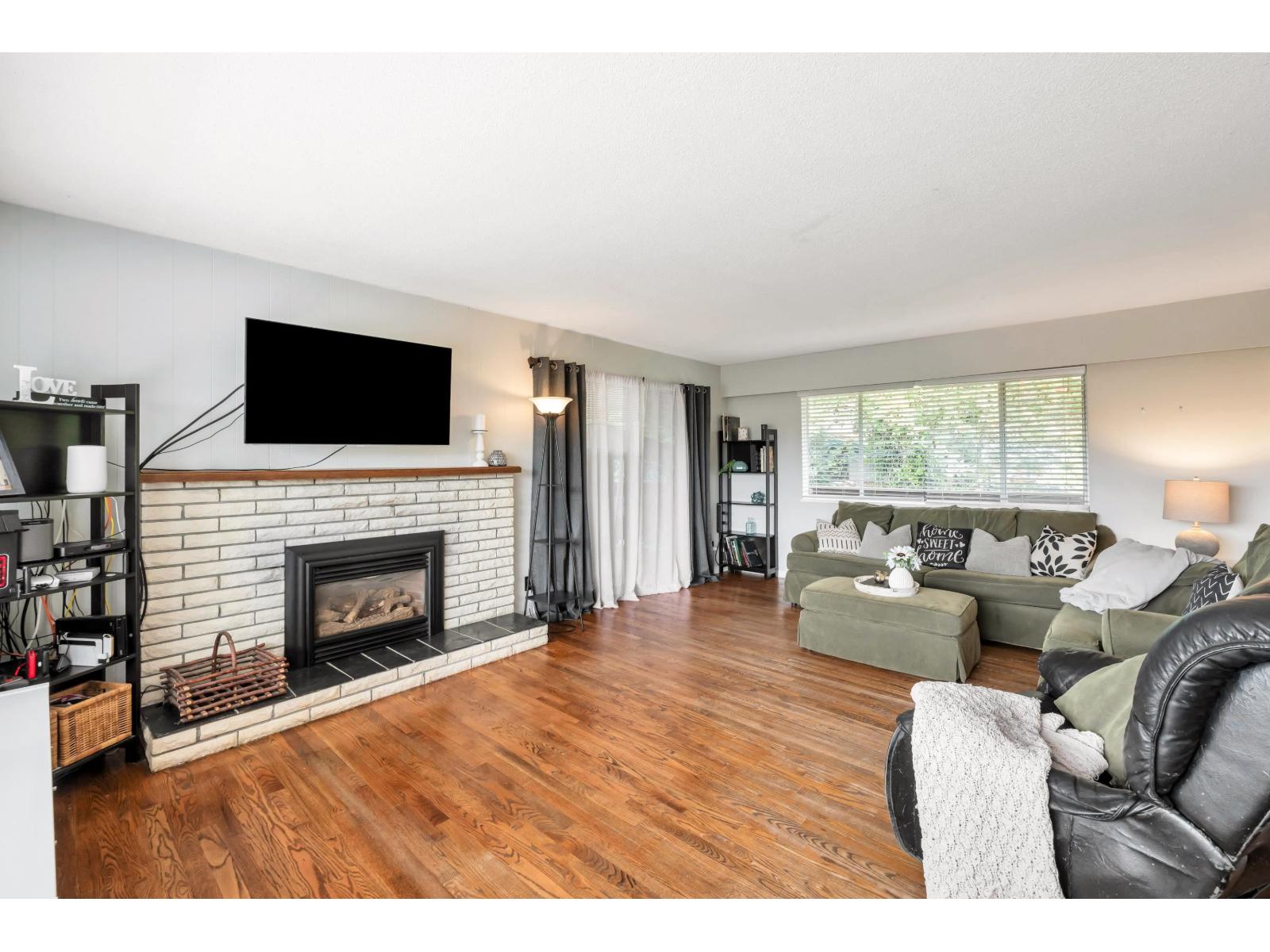 8916 Russell Drive, Delta, British Columbia  V4C 4P9 - Photo 5 - R3025321