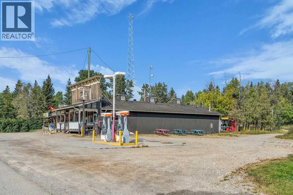 5204 579 Highway, Rural Mountain View County, Alberta  T0M 2E0 - Photo 3 - A2255420