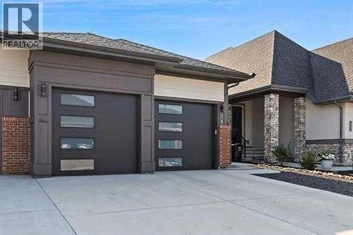 14 Cranbrook Common Se, Calgary, Alberta  T3M 3C2 - Photo 2 - A2262097