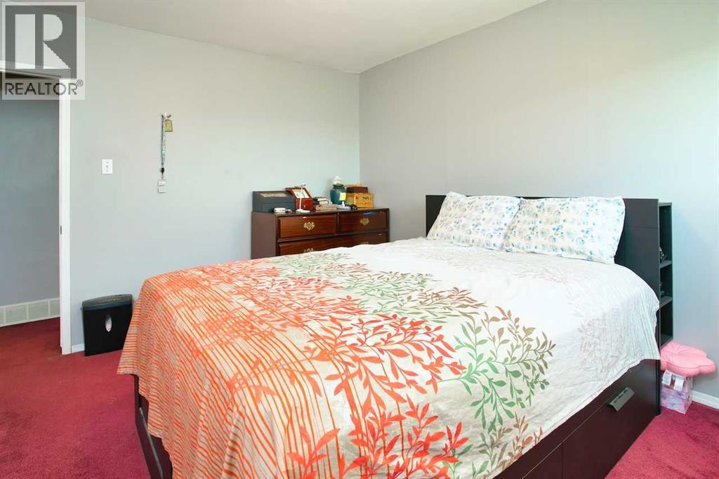 417 Goddard Avenue Ne, Calgary, Alberta  T2K 3T8 - Photo 15 - A2261922