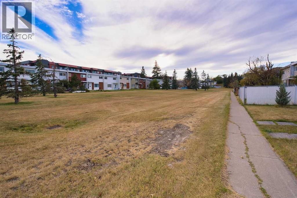 417 Goddard Avenue Ne, Calgary, Alberta  T2K 3T8 - Photo 2 - A2261922