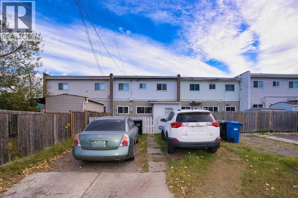 417 Goddard Avenue Ne, Calgary, Alberta  T2K 3T8 - Photo 3 - A2261922