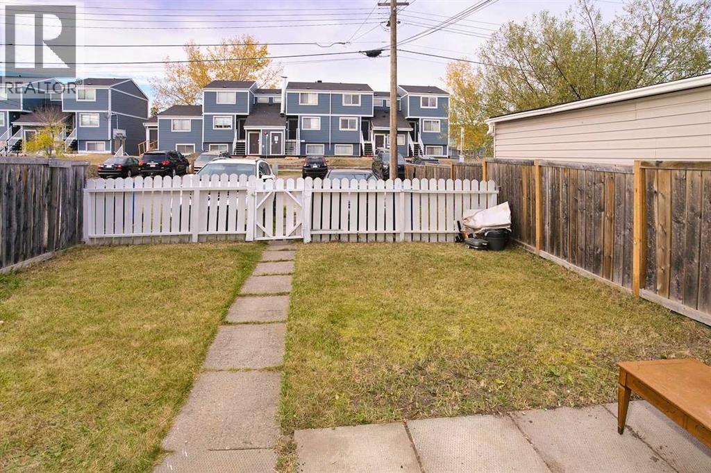 417 Goddard Avenue Ne, Calgary, Alberta  T2K 3T8 - Photo 4 - A2261922