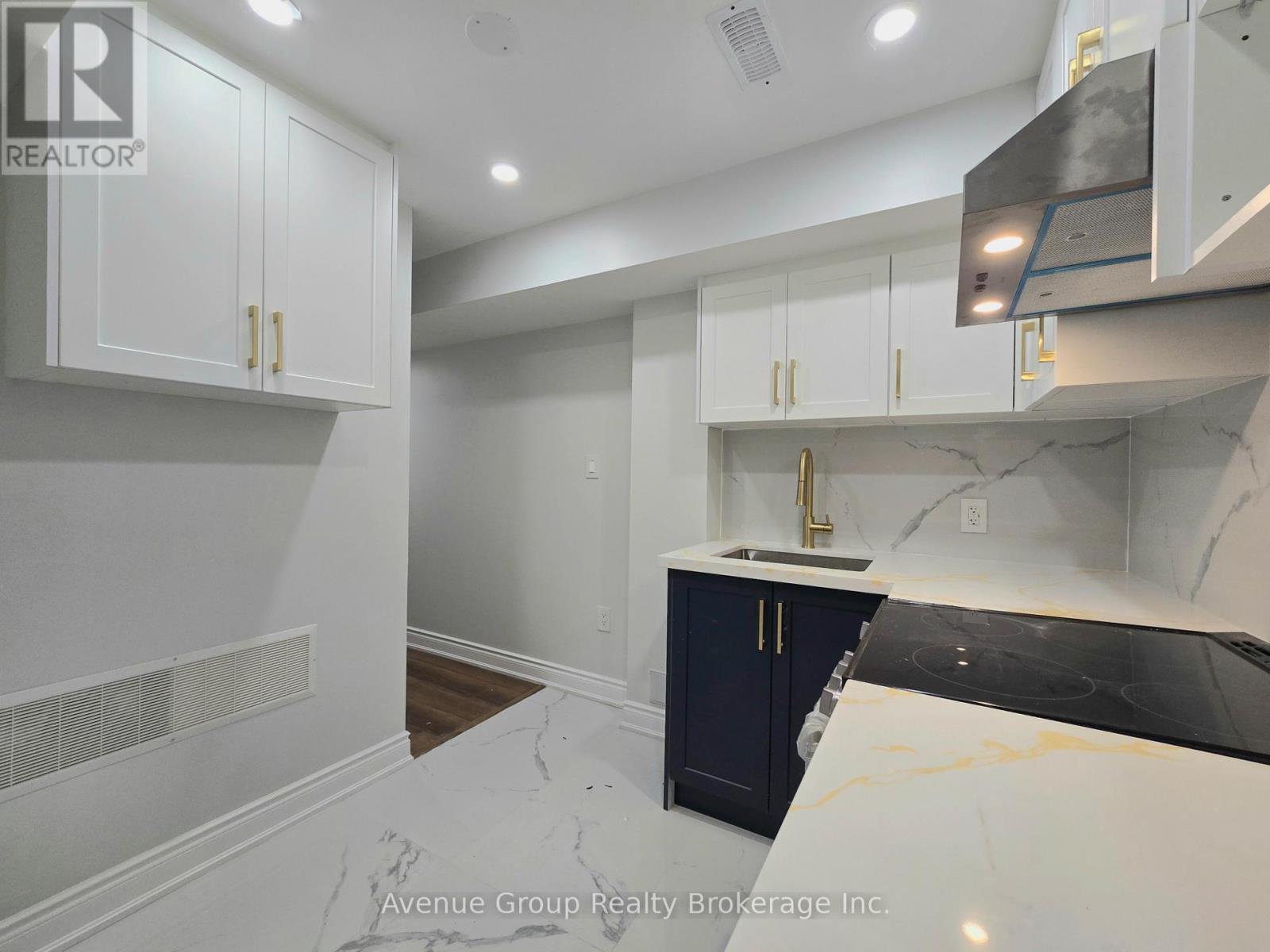 Lower - 38 Vipond Road, Whitby, Ontario  L1M 2P2 - Photo 15 - E12445455