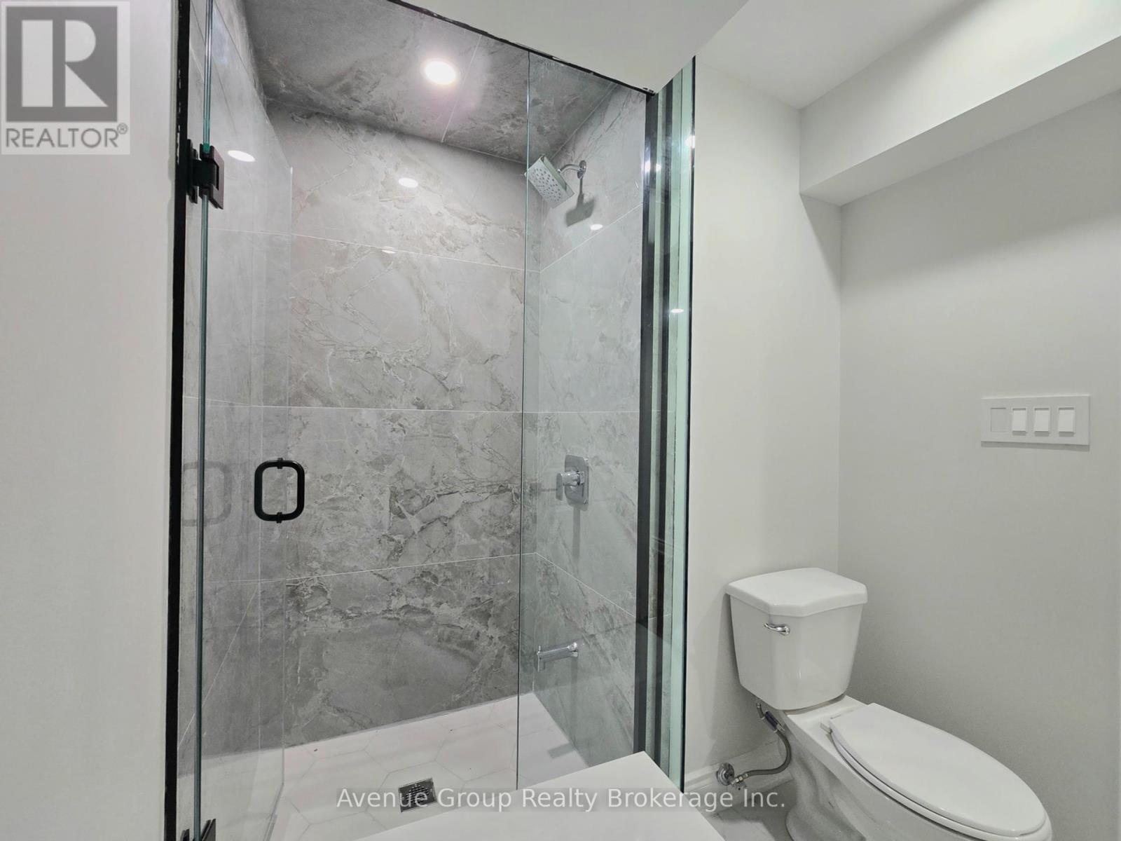 Lower - 38 Vipond Road, Whitby, Ontario  L1M 2P2 - Photo 17 - E12445455