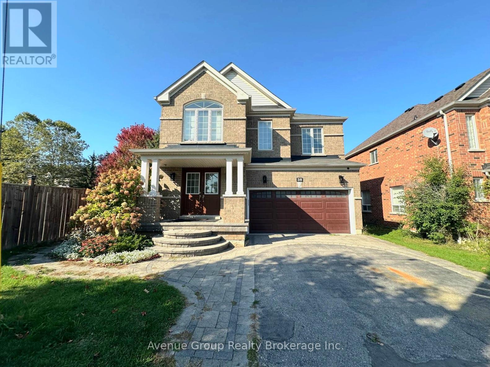 Lower - 38 Vipond Road, Whitby, Ontario  L1M 2P2 - Photo 3 - E12445455