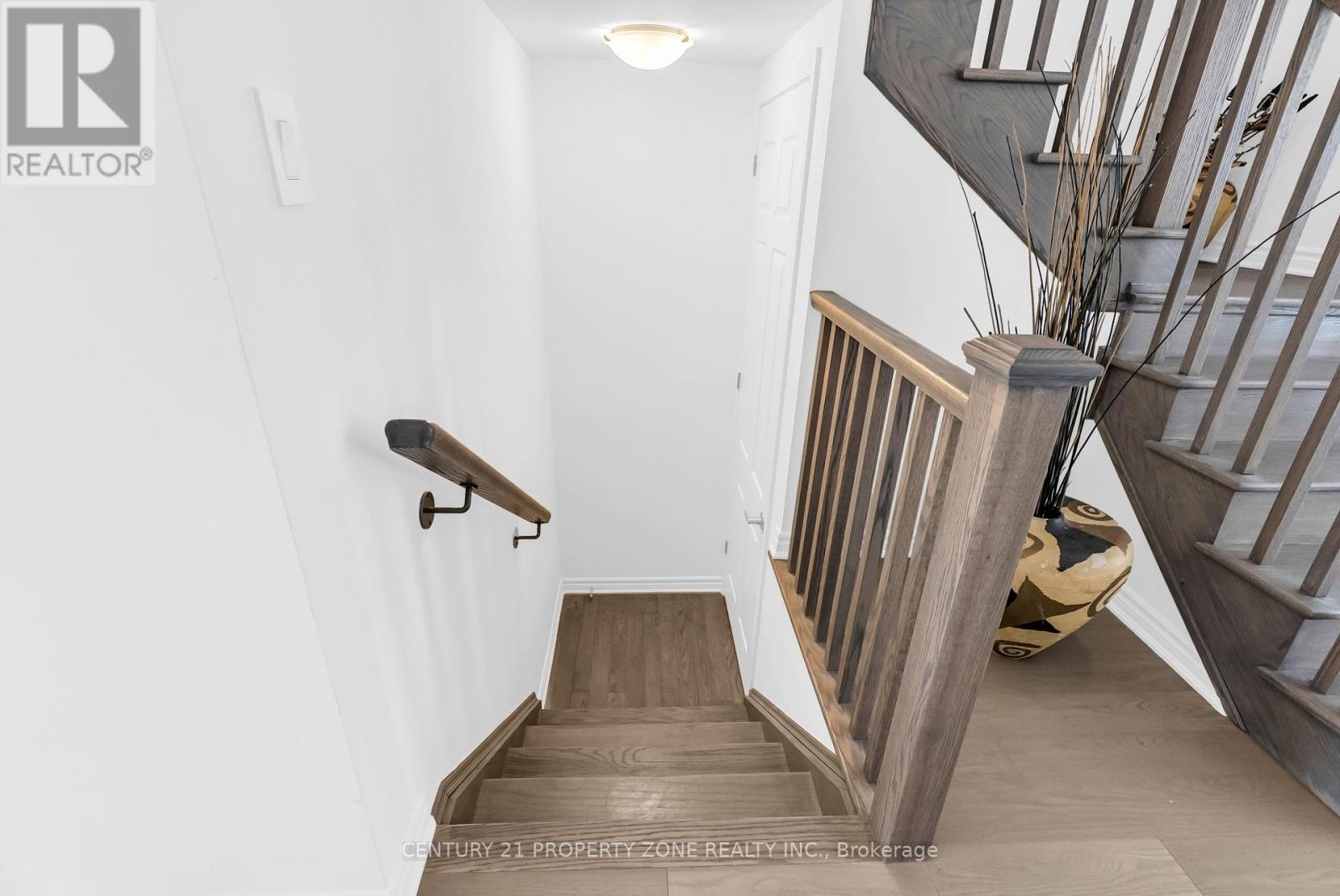 1558 Scarlett Trail, Pickering, Ontario  L1X 0N9 - Photo 25 - E12445456