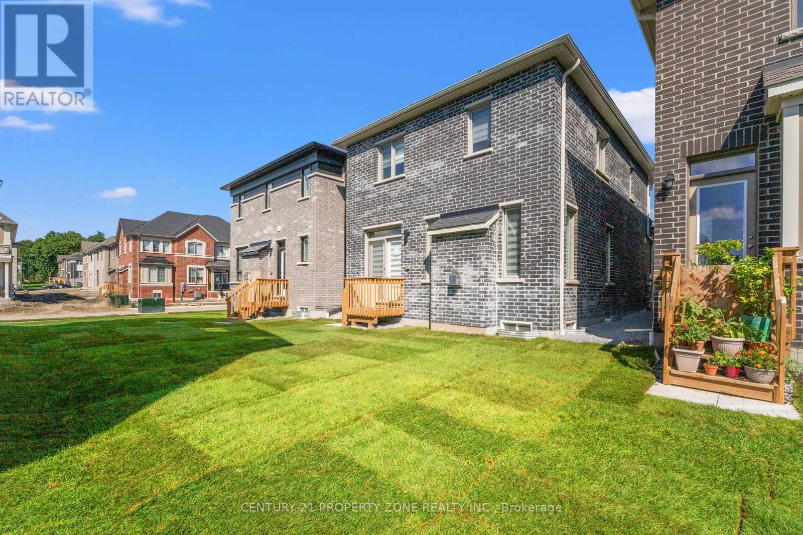 1558 Scarlett Trail, Pickering, Ontario  L1X 0N9 - Photo 43 - E12445456