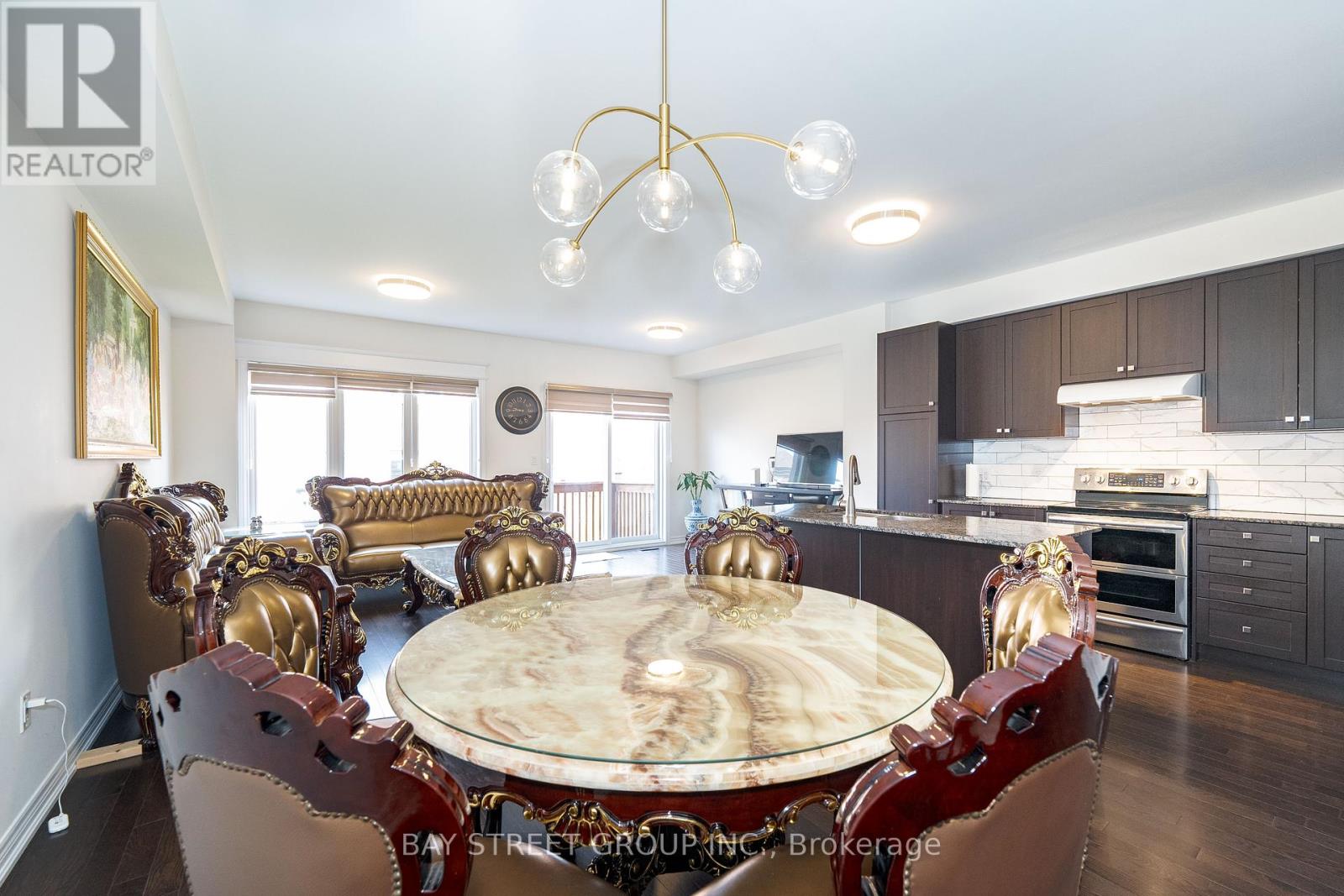 65 Bellflower Lane, Richmond Hill, Ontario  L4E 1E7 - Photo 10 - N12445448