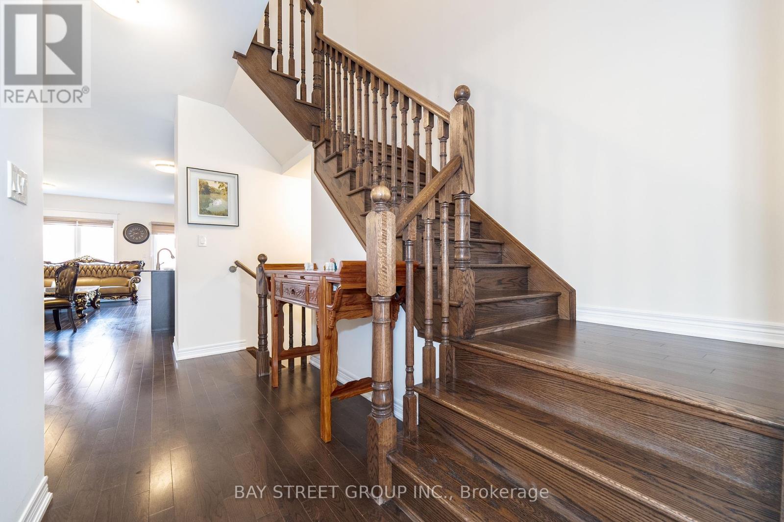 65 Bellflower Lane, Richmond Hill, Ontario  L4E 1E7 - Photo 7 - N12445448