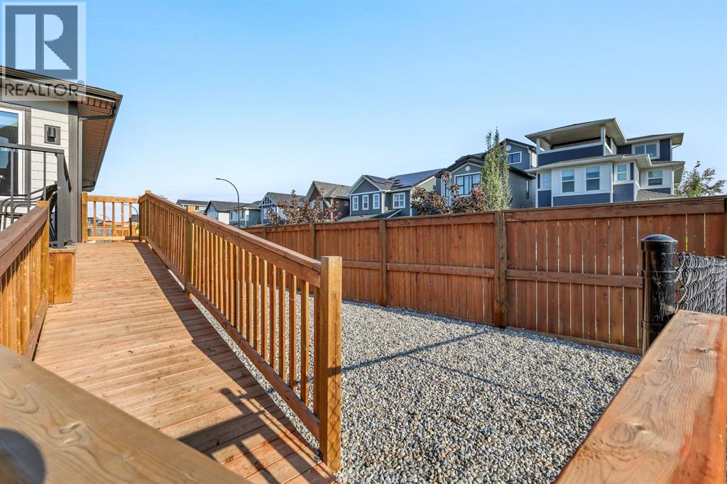 10 Cranbrook Common Se, Calgary, Alberta  T3M 3C2 - Photo 9 - A2262102