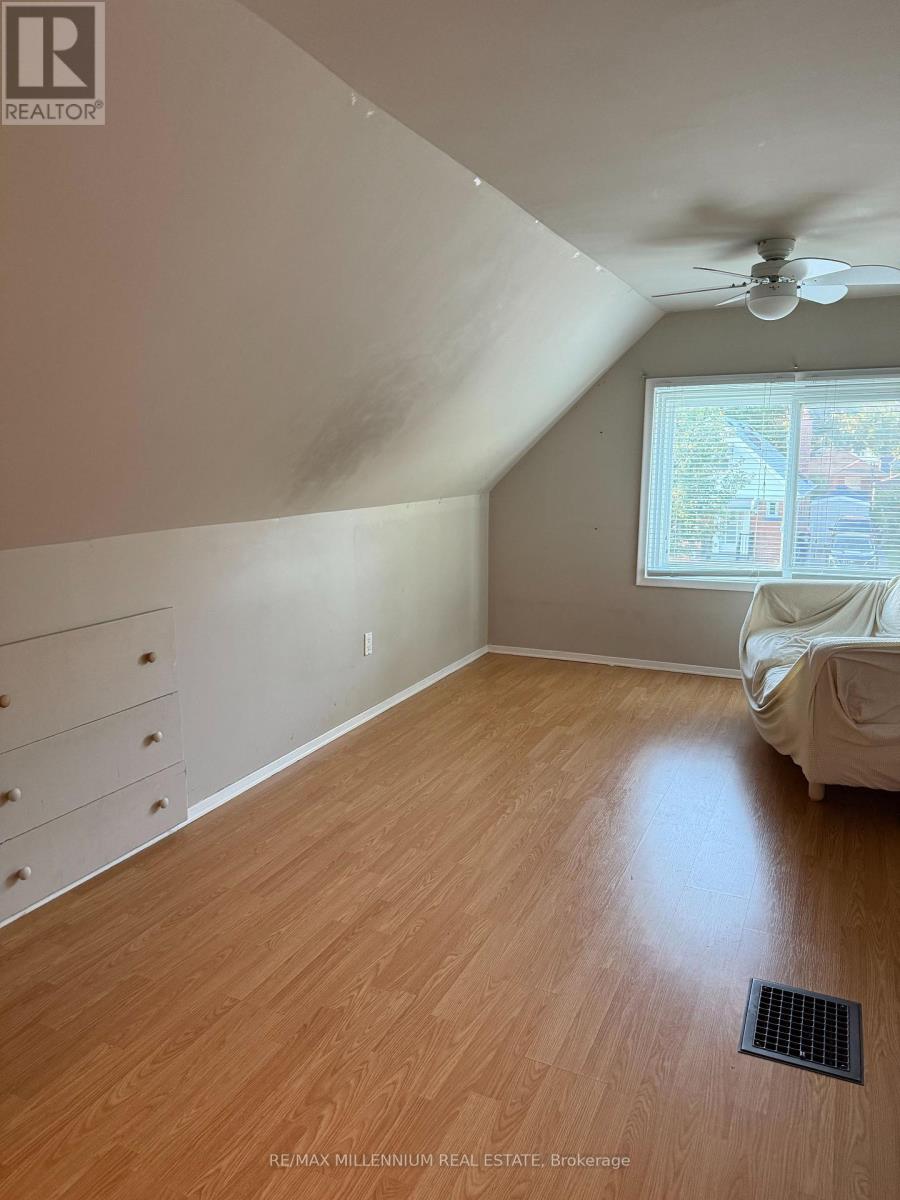 19 Westchester Street, Toronto, Ontario  M6M 2S4 - Photo 2 - W12445457