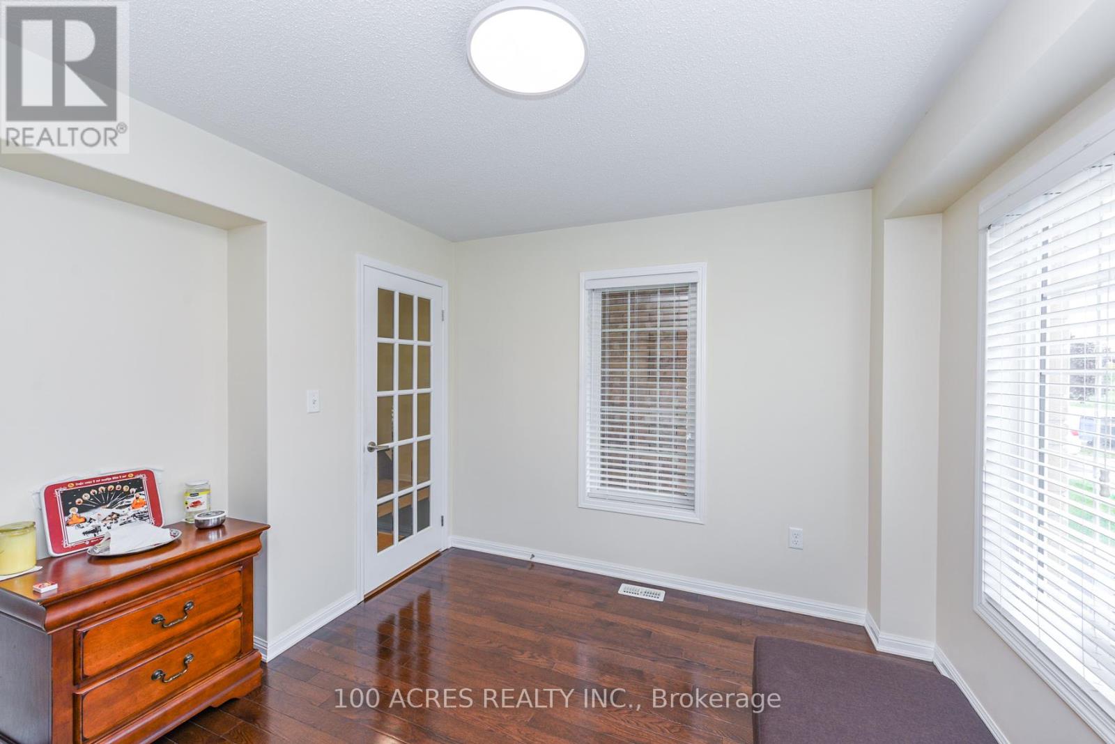 Unknown Address, ,     - Photo 19 - W12445458