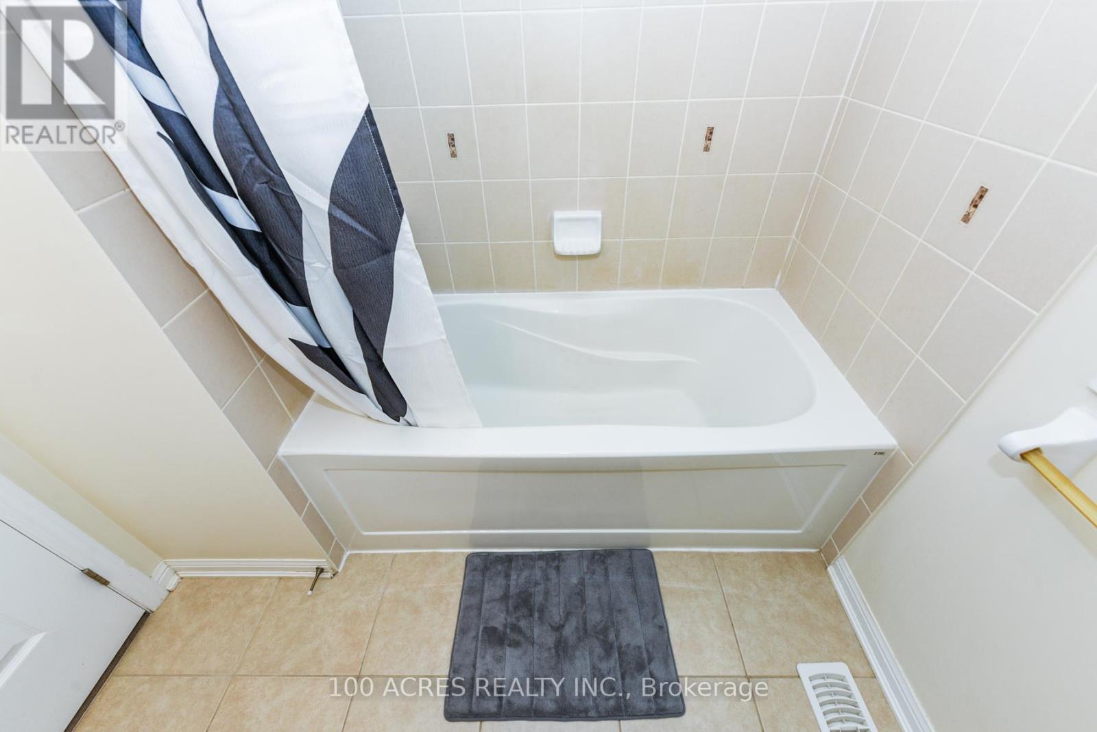 Unknown Address, ,     - Photo 32 - W12445458