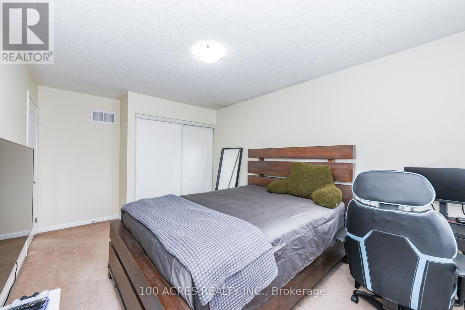 Unknown Address, ,     - Photo 34 - W12445458