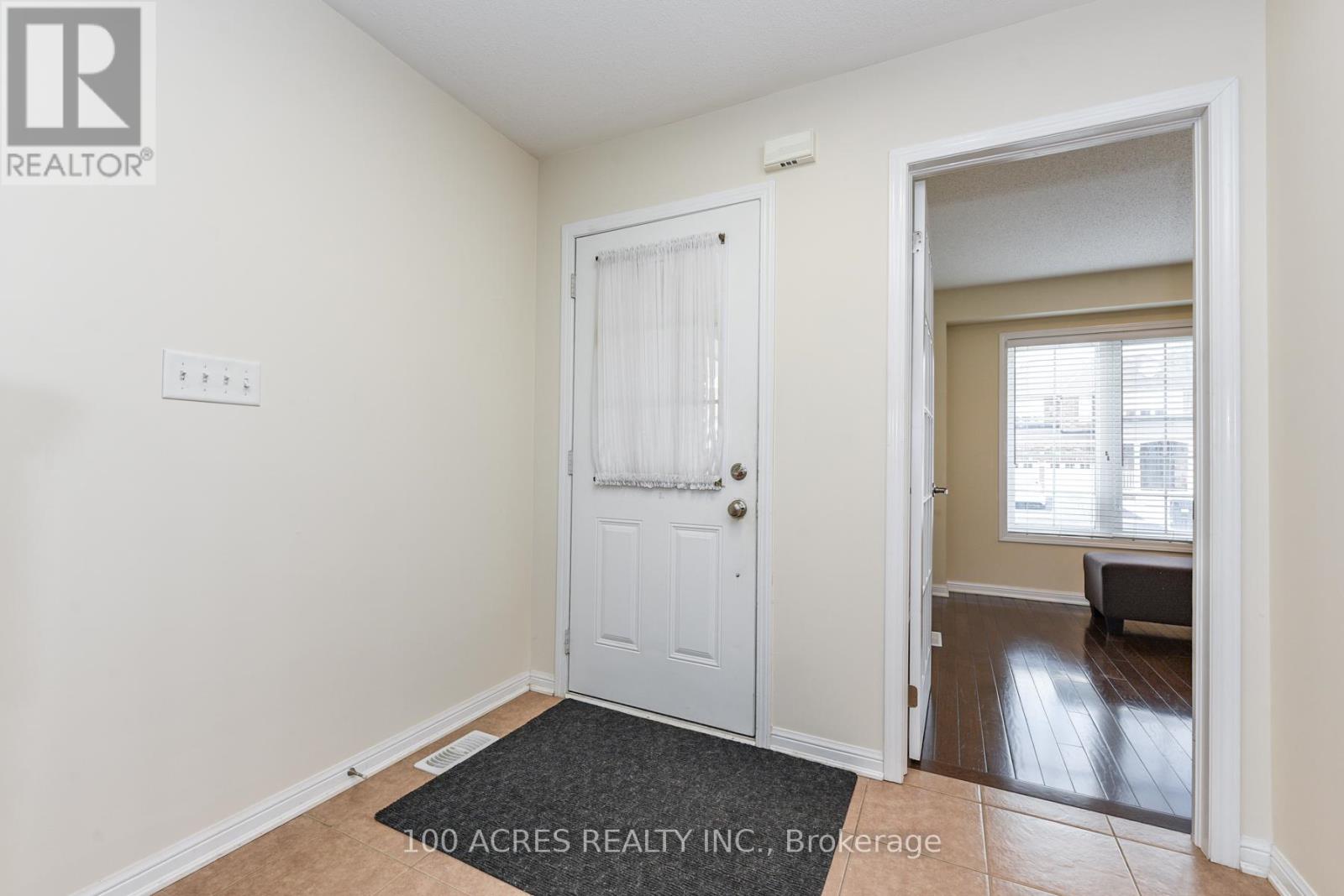 Unknown Address, ,     - Photo 5 - W12445458