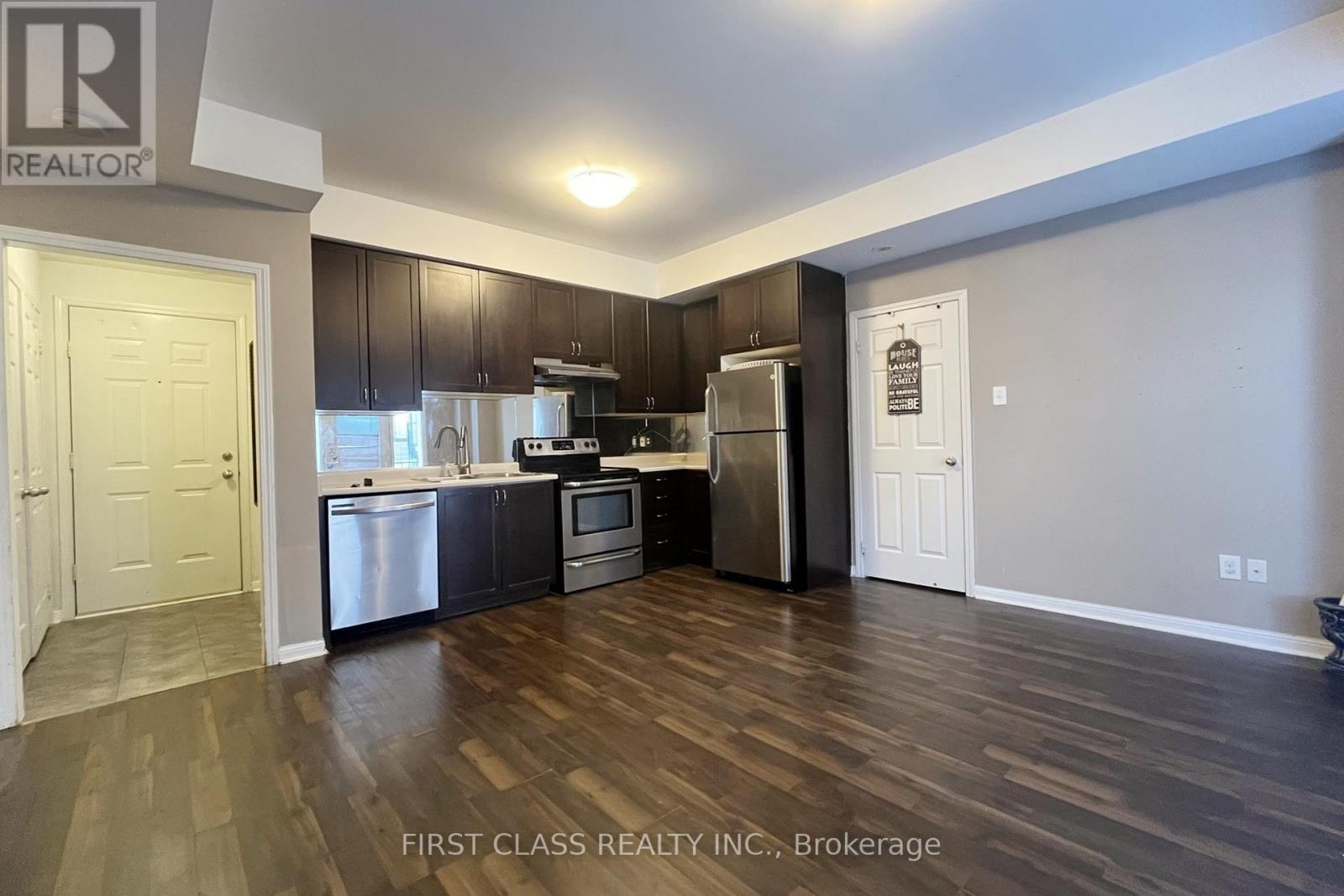 10 - 2891 Rio Court, Mississauga, Ontario  L5M 0S3 - Photo 3 - W12445459