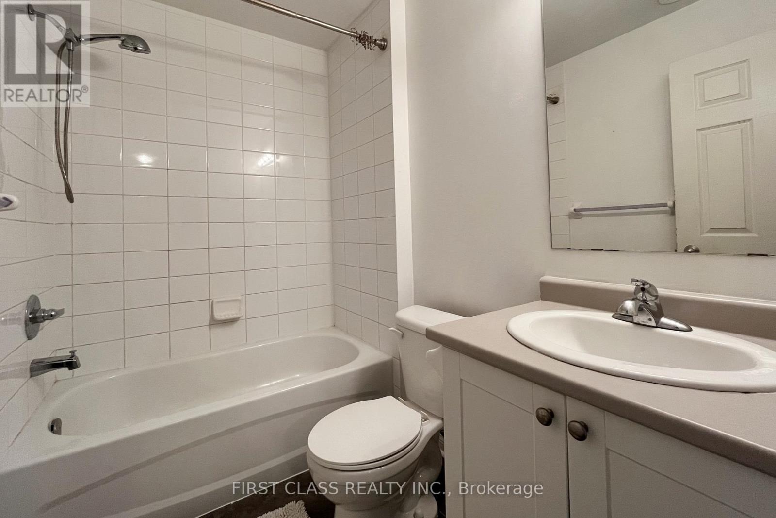 10 - 2891 Rio Court, Mississauga, Ontario  L5M 0S3 - Photo 7 - W12445459