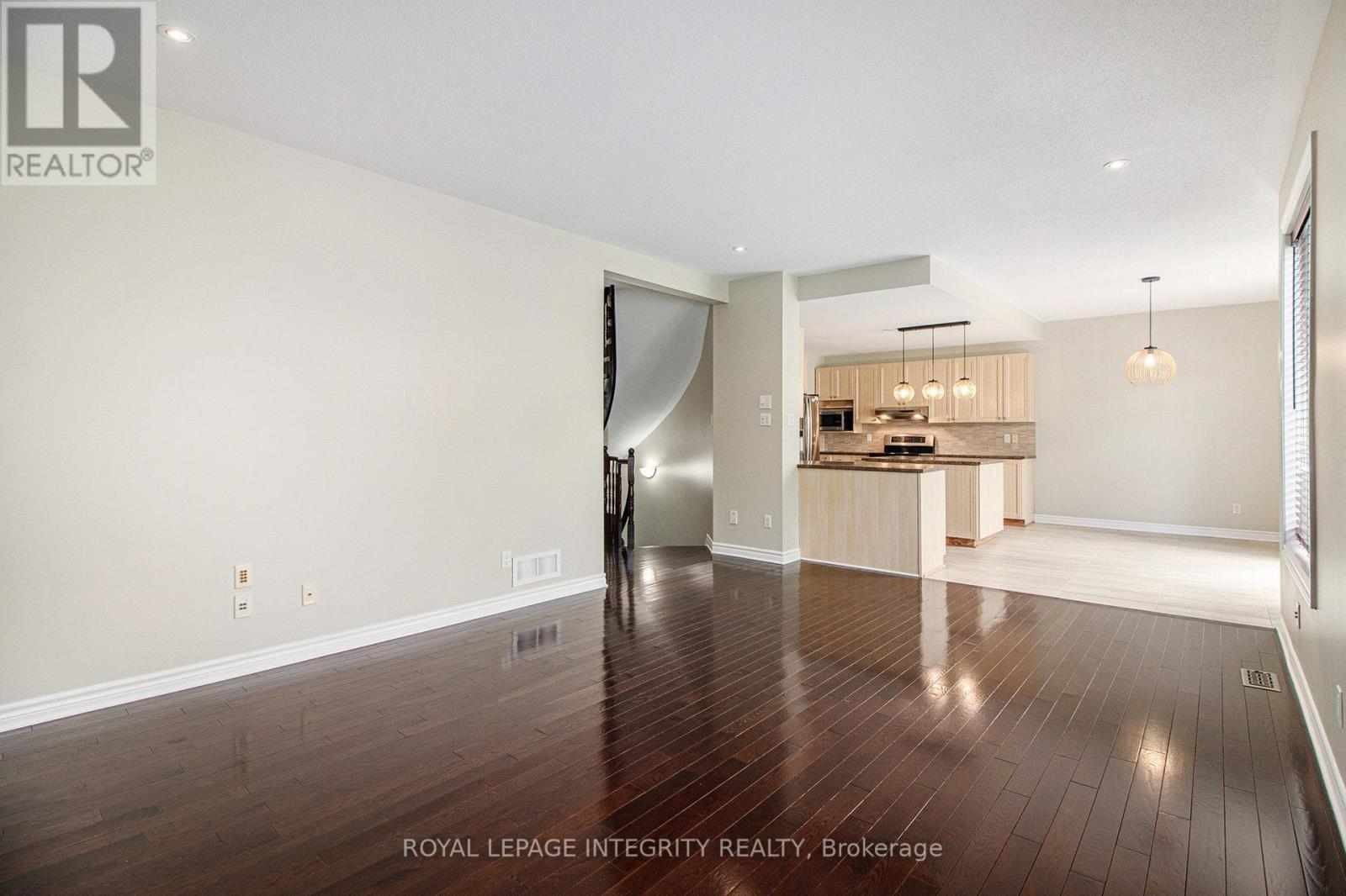 324 Branthaven Street, Ottawa, Ontario  K4A 0H1 - Photo 13 - X12445478