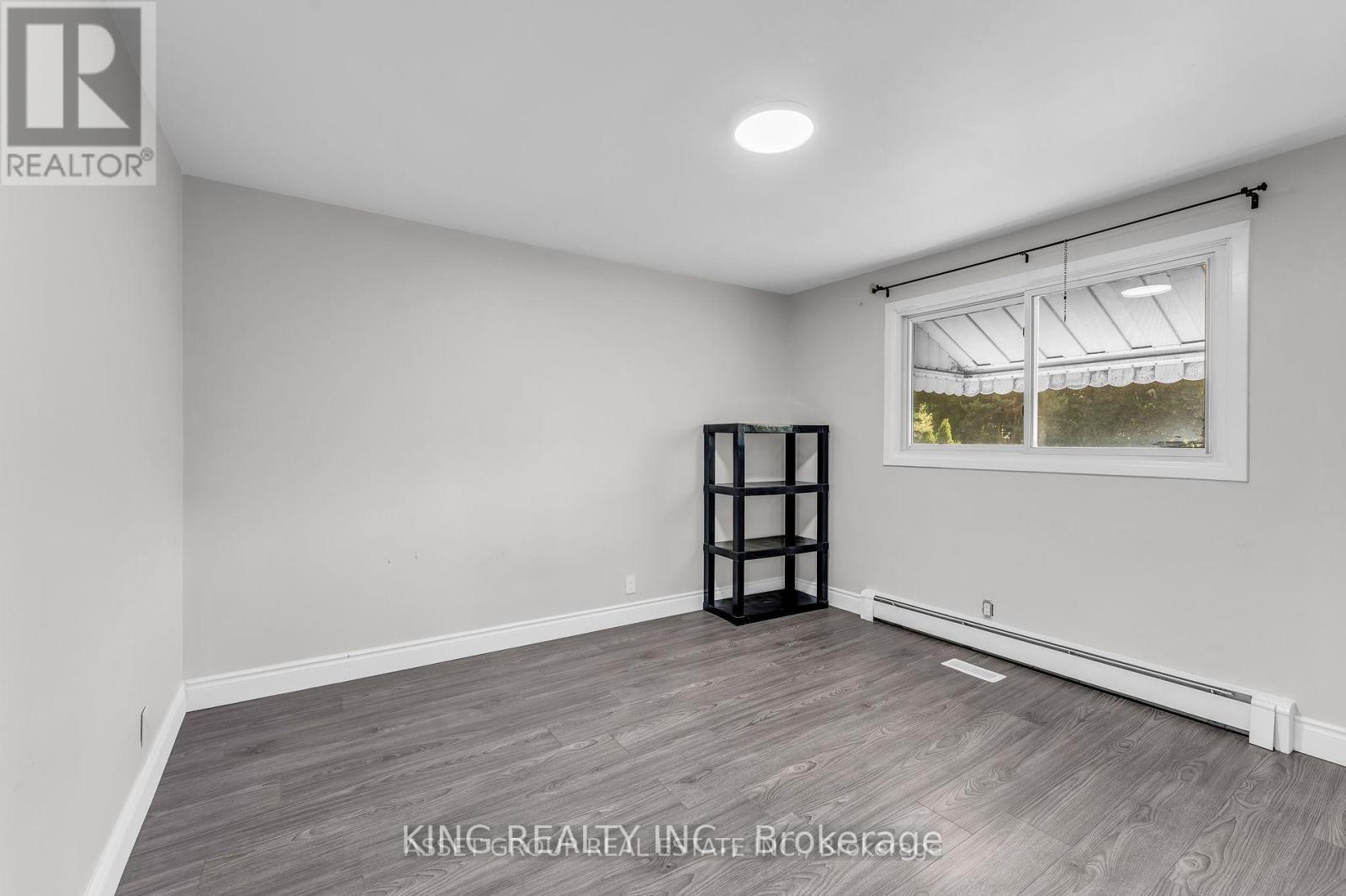 290 Lincoln Road, Waterloo, Ontario  N2J 2P5 - Photo 14 - X12445453