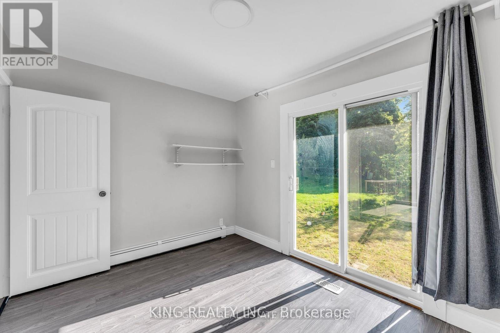 290 Lincoln Road, Waterloo, Ontario  N2J 2P5 - Photo 17 - X12445453