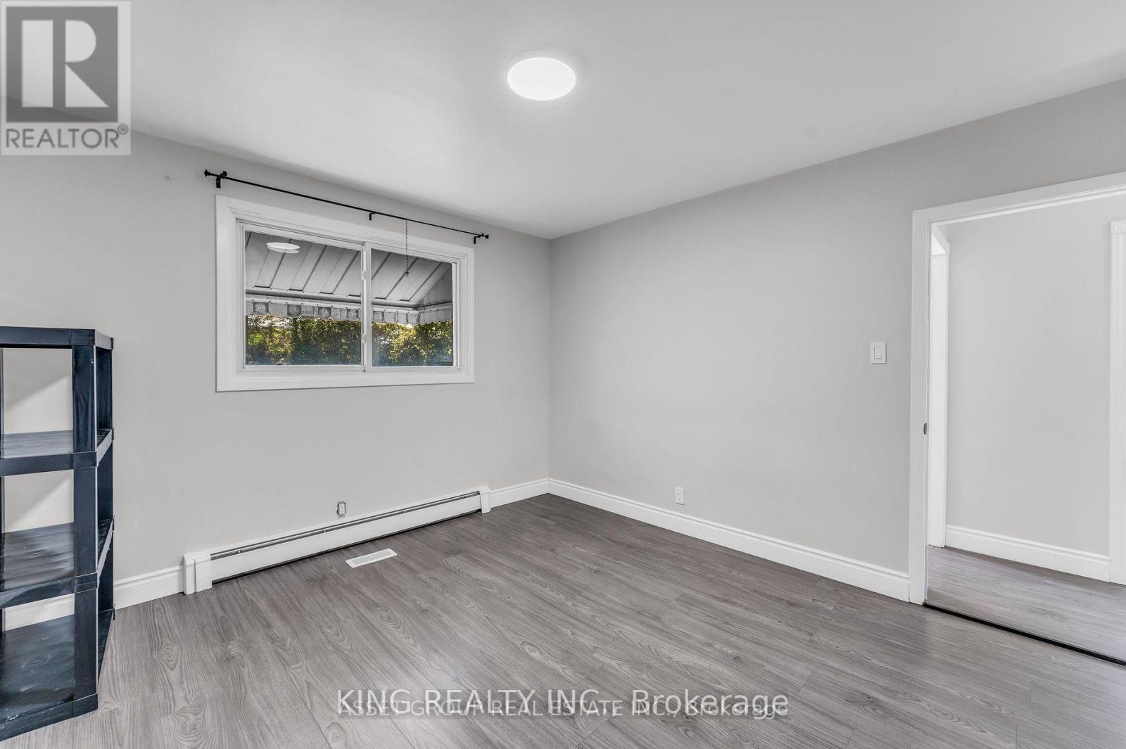 290 Lincoln Road, Waterloo, Ontario  N2J 2P5 - Photo 18 - X12445453