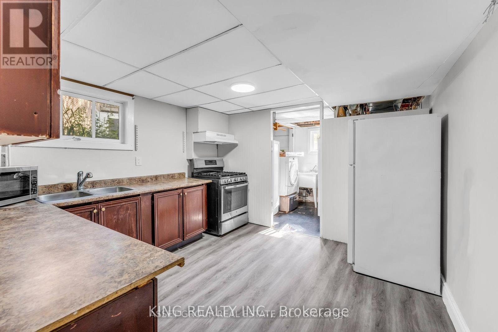 290 Lincoln Road, Waterloo, Ontario  N2J 2P5 - Photo 23 - X12445453