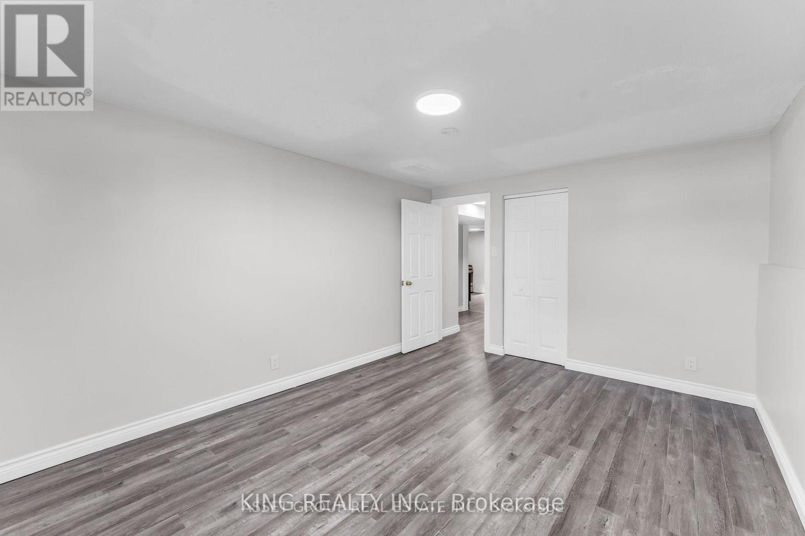 290 Lincoln Road, Waterloo, Ontario  N2J 2P5 - Photo 27 - X12445453