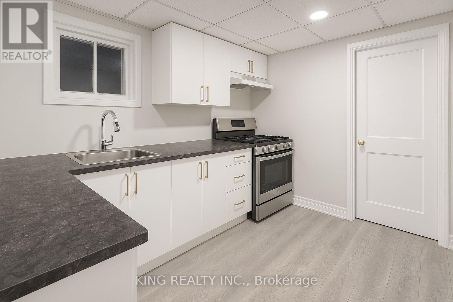 290 Lincoln Road, Waterloo, Ontario  N2J 2P5 - Photo 33 - X12445453