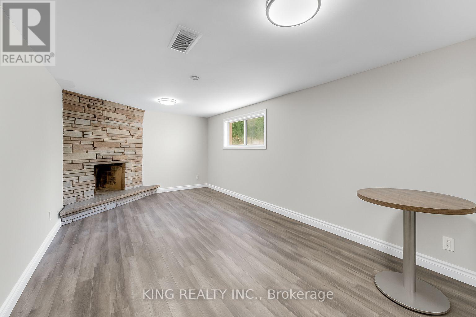 290 Lincoln Road, Waterloo, Ontario  N2J 2P5 - Photo 35 - X12445453