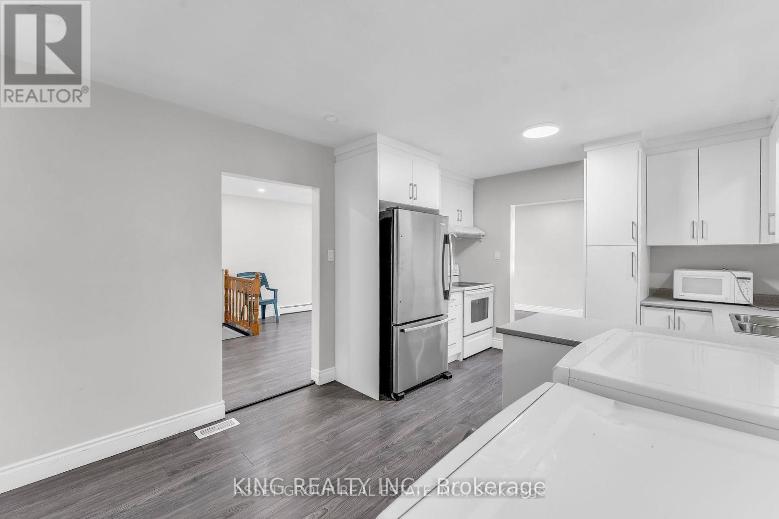 290 Lincoln Road, Waterloo, Ontario  N2J 2P5 - Photo 8 - X12445453
