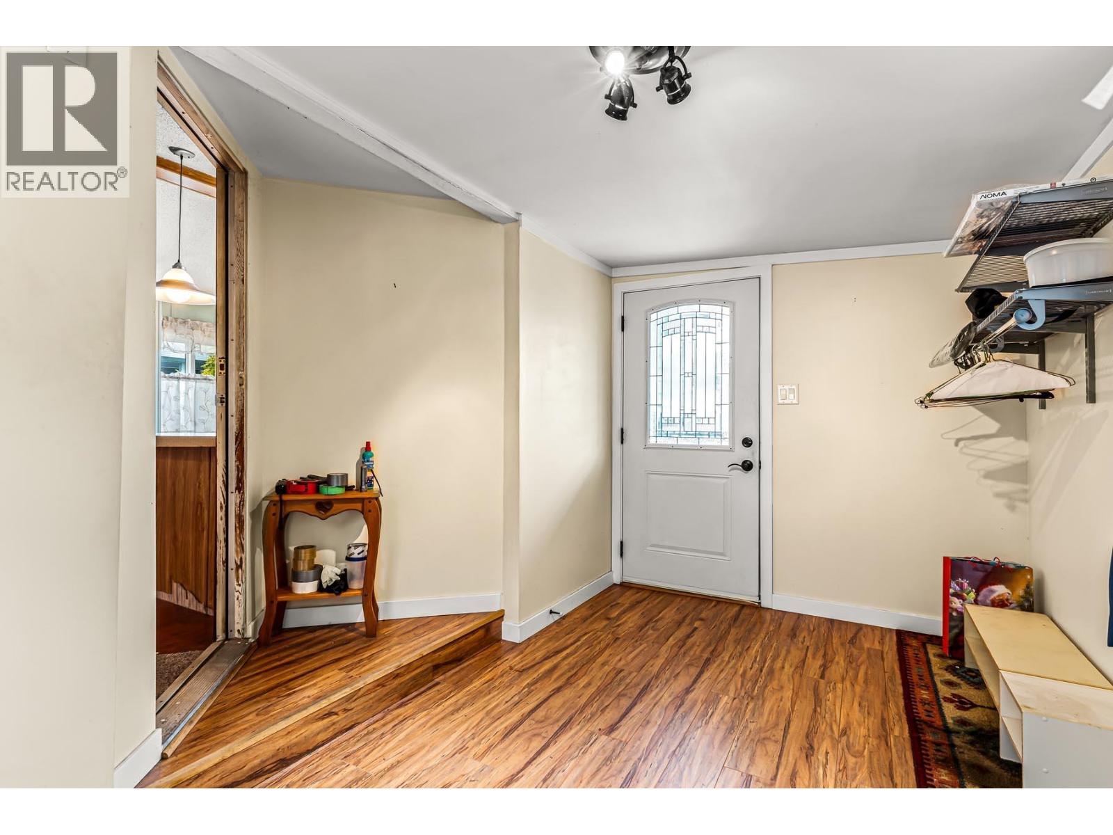 141 145 King Edward Street, Coquitlam, British Columbia  V3K 6M3 - Photo 3 - R3053861