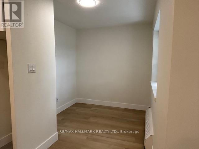 202 - 3151 Jaguar Valley Drive, Mississauga, Ontario  L5A 2H9 - Photo 5 - W12383182