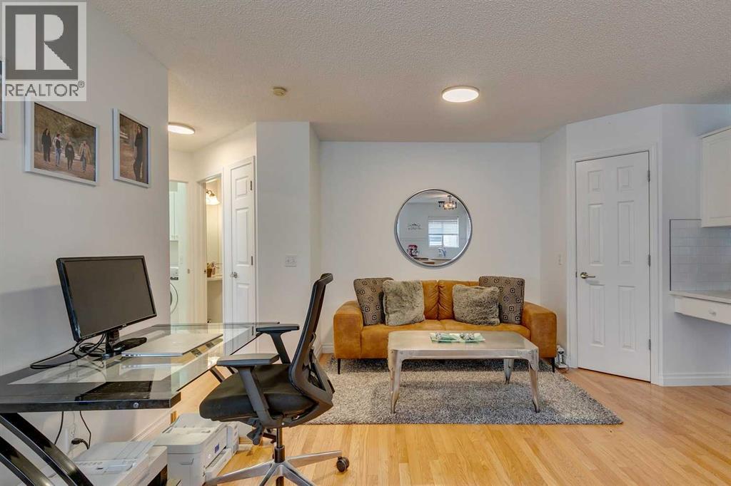 42 Sierra Morena Green Sw, Calgary, Alberta  T3H 3E4 - Photo 12 - A2260653