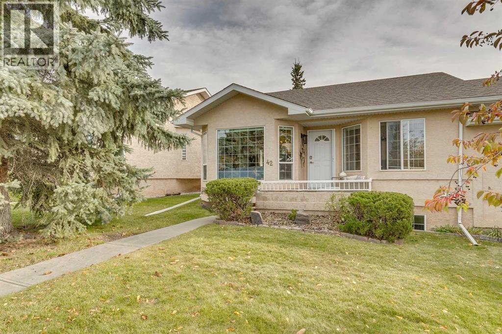 42 Sierra Morena Green Sw, Calgary, Alberta  T3H 3E4 - Photo 1 - A2260653