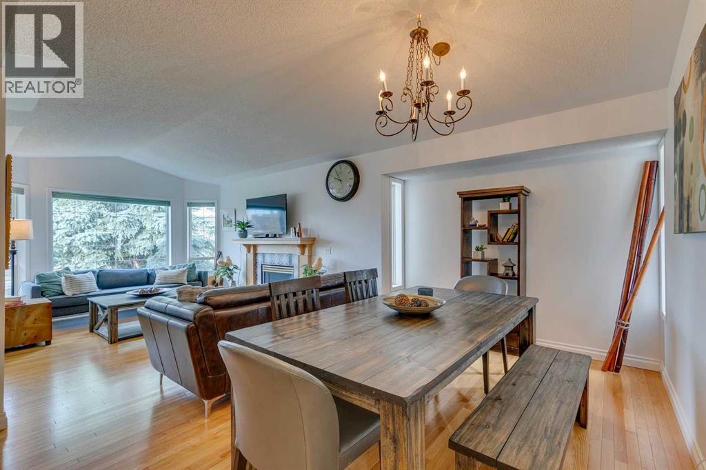 42 Sierra Morena Green Sw, Calgary, Alberta  T3H 3E4 - Photo 9 - A2260653
