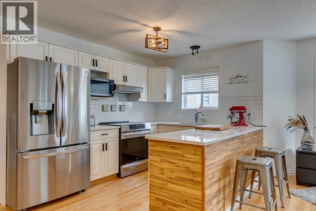 42 Sierra Morena Green Sw, Calgary, Alberta  T3H 3E4 - Photo 14 - A2260653