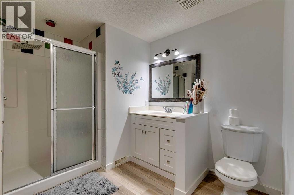42 Sierra Morena Green Sw, Calgary, Alberta  T3H 3E4 - Photo 37 - A2260653