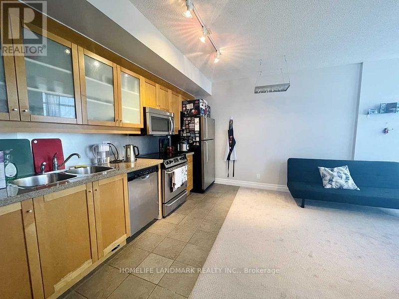 1012e - 500 Queens Quay, Toronto, Ontario  M5V 3K8 - Photo 3 - C12445471