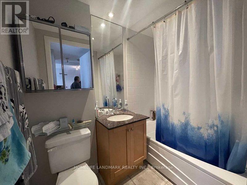 1012e - 500 Queens Quay, Toronto, Ontario  M5V 3K8 - Photo 8 - C12445471