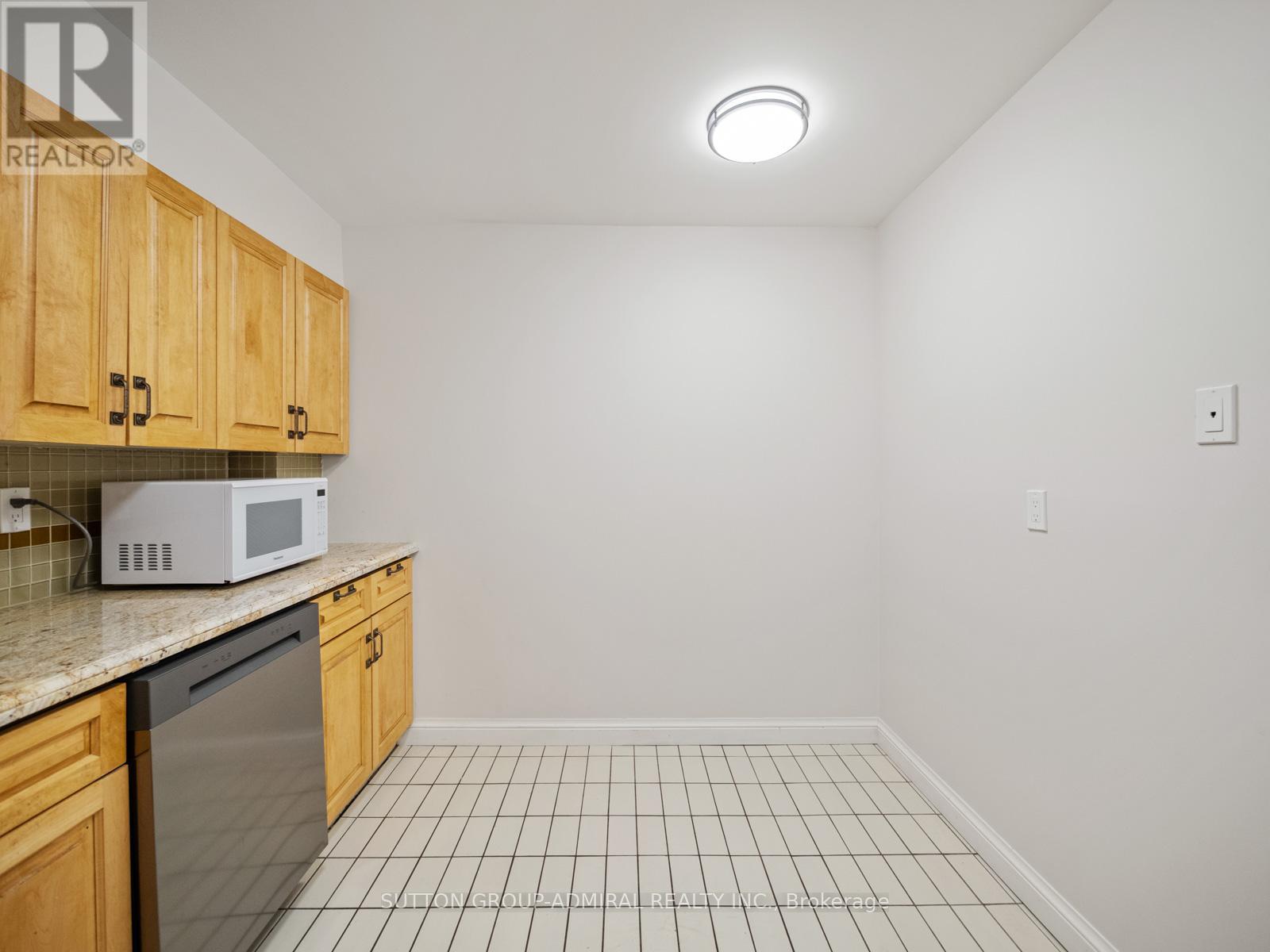 312 - 45 Carlton Street, Toronto, Ontario  M5B 2H9 - Photo 11 - C12445475
