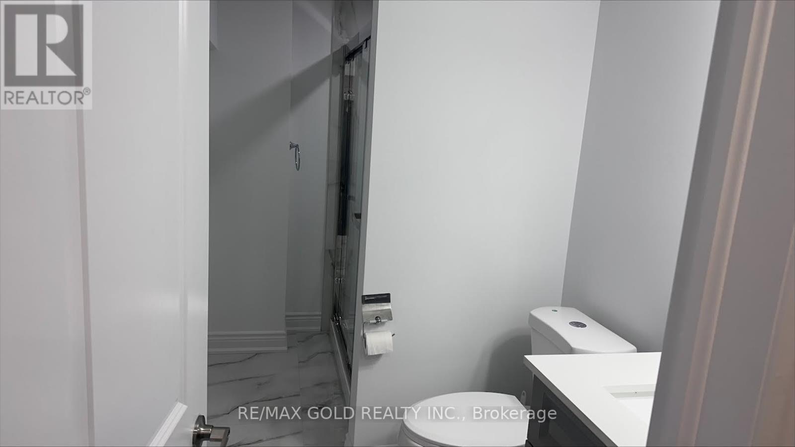 298 Etheridge Avenue, Milton, Ontario  L9E 1H7 - Photo 22 - W12444998